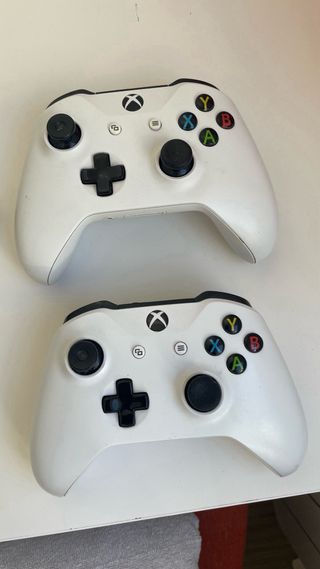Xbox One S 1TB + 2 Mandos + Pilas recargables