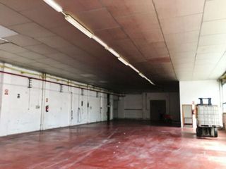 Nave industrial en alquiler en Olesa de Montserrat