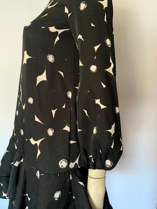 Vestido Carolina Herrera Negro Estampado Flores
