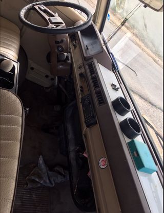 Mitsubishi L300 1985