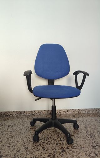 Silla de escritorio con ruedas azul