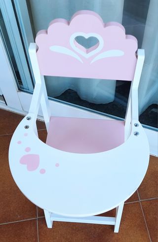 Trona de madera para muñecas