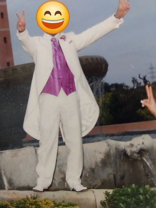 Vestido de novia y traje de novio