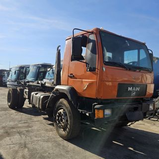 Camión MAN C-3460
