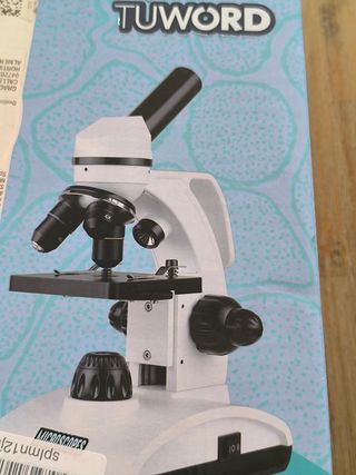 Microscopio Tuword con portaobjetos