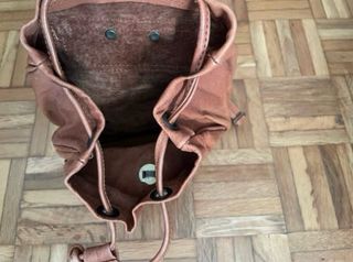 Mochila de piel marrón