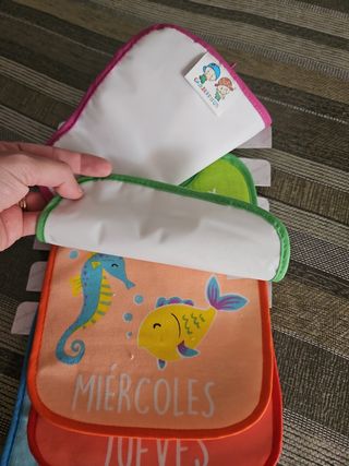 Pack 7 Baberos Bebé Días Semana