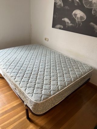 Cama de matrimonio completa