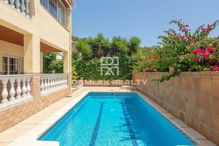 Chalet en venta en Roca Grossa - Serra Brava en Lloret de Mar