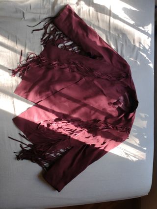 Chaqueta Bershka mujer flecos