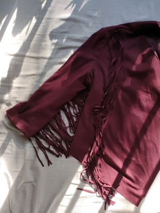 Chaqueta Bershka mujer flecos