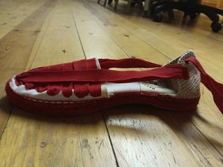 Zapatos de esparto rojos 7 vetas numero 42