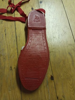 Zapatos de esparto rojos 7 vetas numero 42