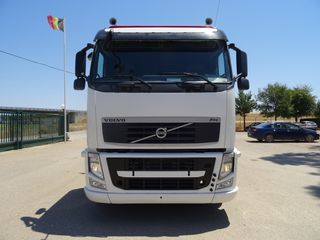 Volvo FH 13 500 - GANCHO+GRUA