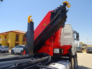 Volvo FH 13 500 - GANCHO+GRUA