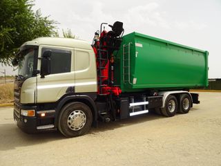 SCANIA P 420 - GANCHO + GRUA