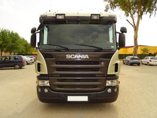 SCANIA P 420 - GANCHO + GRUA