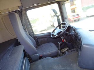 SCANIA P 420 - GANCHO + GRUA
