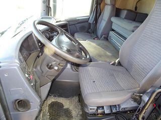 SCANIA P 420 - GANCHO + GRUA