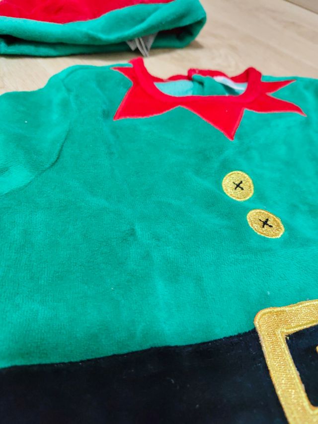 Conjunto de T-Shirt e Chapéu Elf 23 Meses