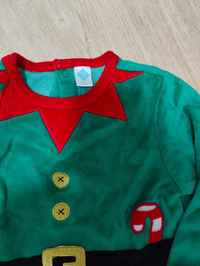 Conjunto de T-Shirt e Chapéu Elf 23 Meses