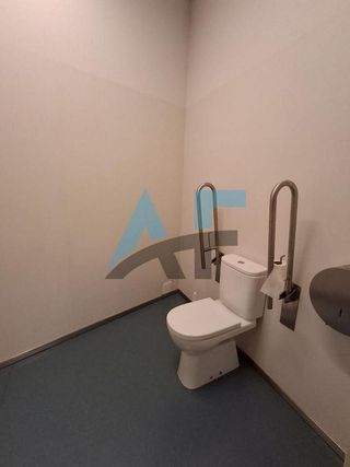 Local comercial en alquiler en Centro en Ourense