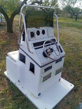 Consola de mando para barco