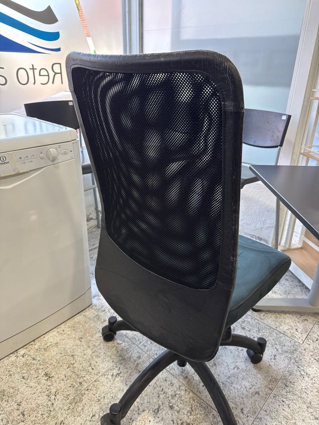 Silla de oficina ergonómica