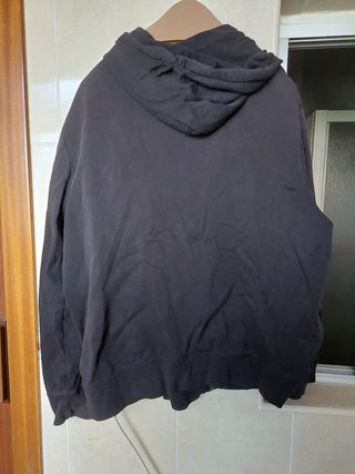 Chaqueta GAP negra con cremallera