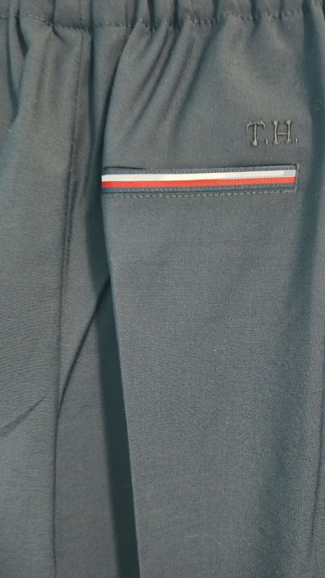 Pantalón negro Tommy Hilfiger