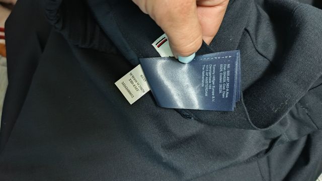 Pantalón negro Tommy Hilfiger