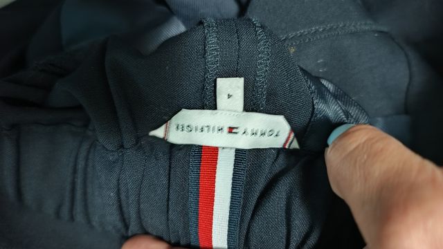 Pantalón negro Tommy Hilfiger