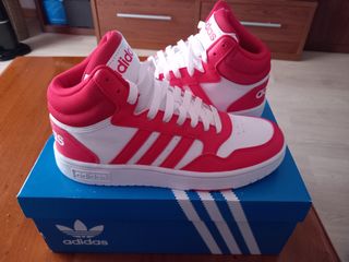 Zapatillas Adidas Altas Rojas y Blancas