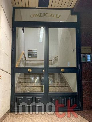 Oficina en alquiler en Ciudad Vieja en Coruña (A)