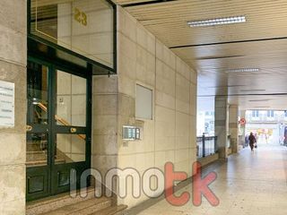 Oficina en alquiler en Ciudad Vieja en Coruña (A)