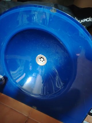 Lavabo azul de cristal
