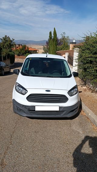 Ford Transit Courier 2017