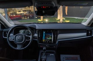 VOLVO V90 D4 MOMENTUM PRO AUTO 190 CV