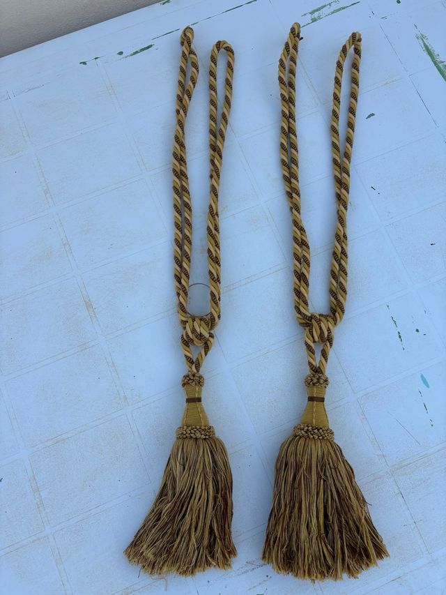 2 Agarraderas para Cortinas