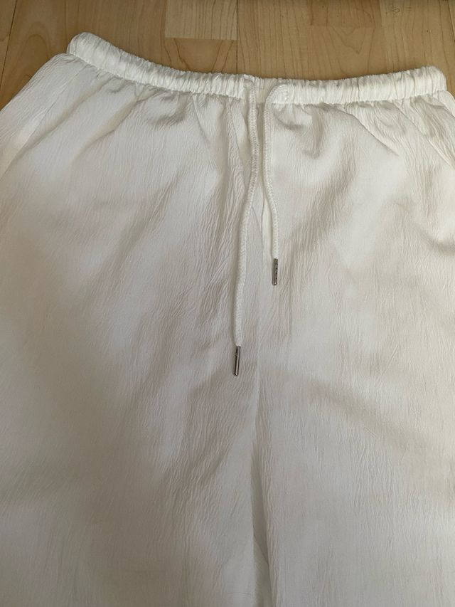 Pantalón blanco ancho