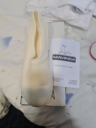 Zapato de seguridad de trabajo MAVINSA blancas