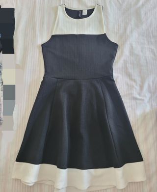 VESTIDO H&M DIVIDED NEGRO Y BLANCO.