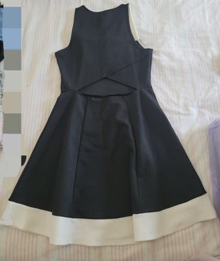 VESTIDO H&M DIVIDED NEGRO Y BLANCO.