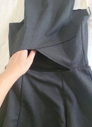 VESTIDO H&M DIVIDED NEGRO Y BLANCO.