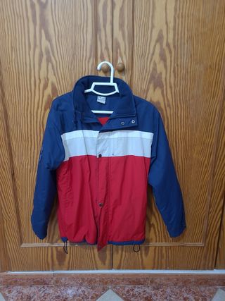 Chaqueta mujer azul y roja