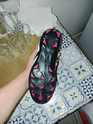 Zapatillas Fútbol Adidas Predator Negras Rosas