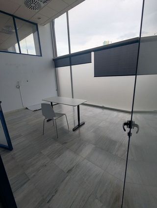 Oficina en alquiler en Gelves
