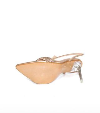Sandalias doradas tacón fino pedrería