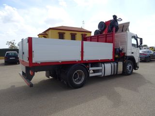Volvo FM 330.18 - GRUA