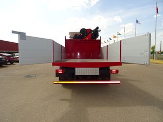 Volvo FM 330.18 - GRUA
